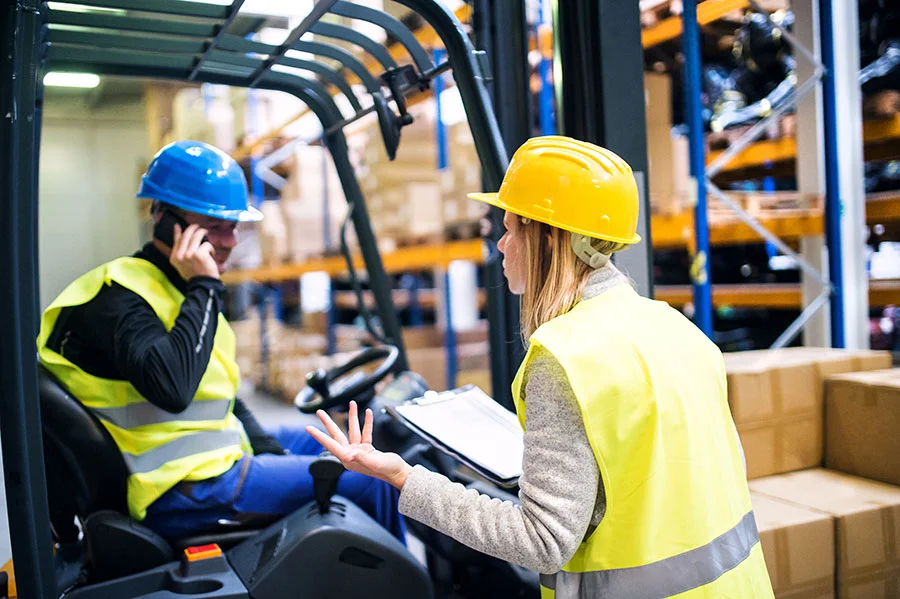 4 Best Ways To Eliminate Distractions In The Warehouse